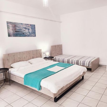 La Familia Apartments โอลิมเปียกี อักติ ภายนอก รูปภาพ