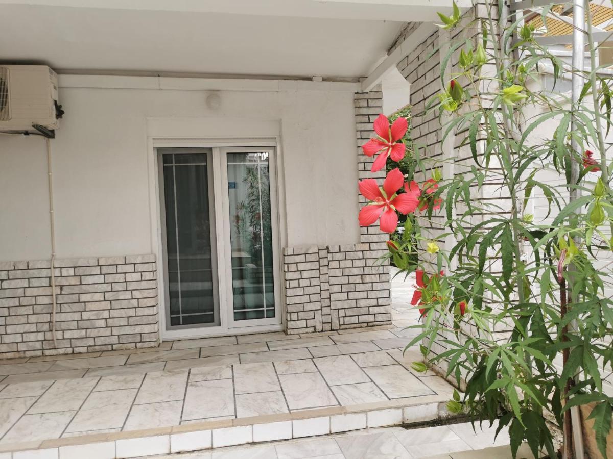 La Familia Apartments โอลิมเปียกี อักติ ภายนอก รูปภาพ
